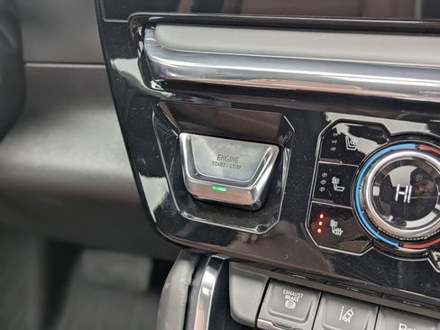 New 2026 GMC Sierra 3500 Denali Ultimate image 25