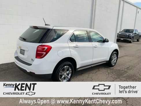 Used 2017 Chevrolet Equinox LS image 4