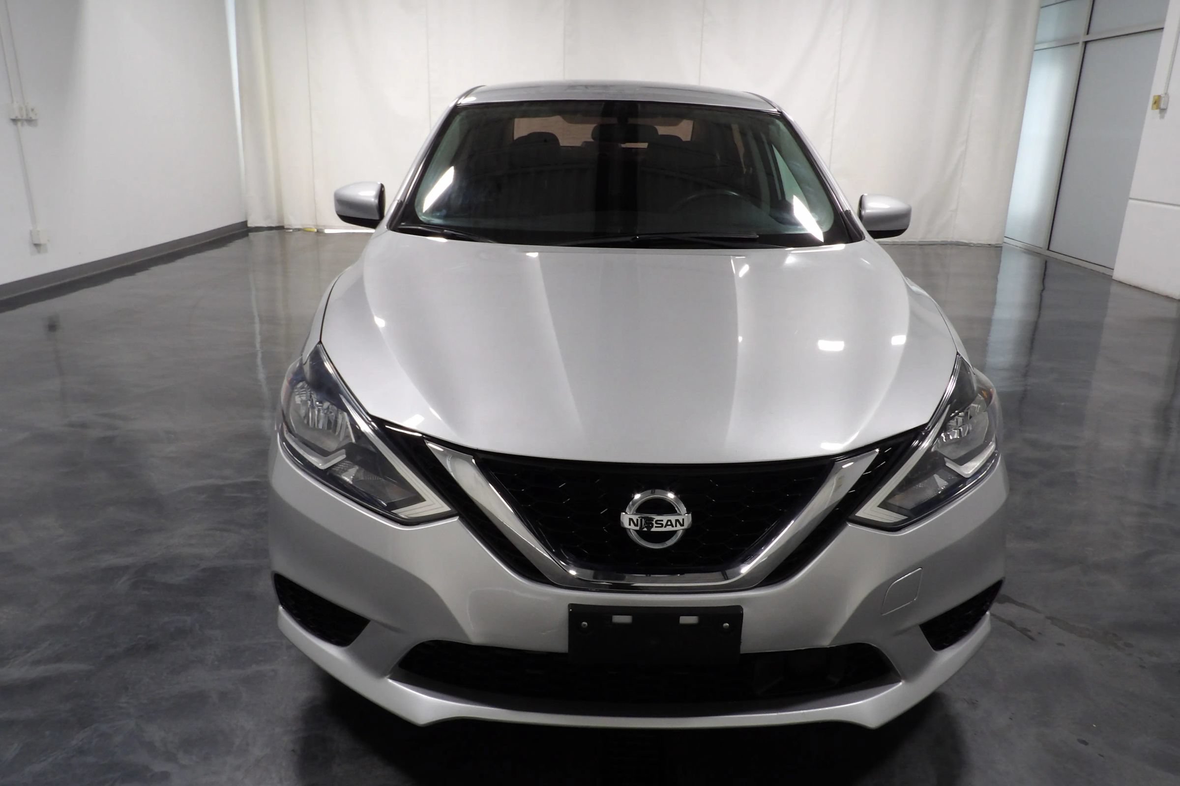 Used 2018 Nissan Sentra S FWD image 2