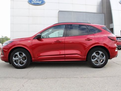Used 2023 Ford Escape ST-Line w/ Cold Weather Package FWD image 2