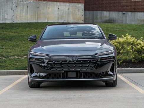 New 2027 Audi A6 e-tron Premium Plus AWD/4WD image 30