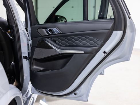 Used 2026 BMW X5 M Competition w/ Executive Package image 26