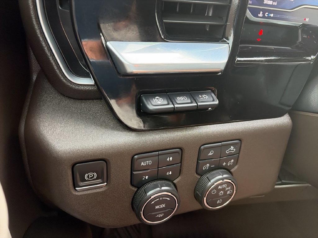 Certified 2022 Chevrolet Silverado 1500 LTZ w/ LTZ Premium Package AWD/4WD image 24