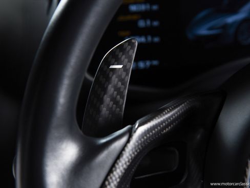 Used 2020 McLaren 570S Spider image 39