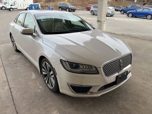 Used 2019 Lincoln MKZ Reserve image 2