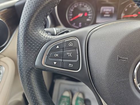 Used 2018 Mercedes-Benz GLC 300 GLC 300 image 20