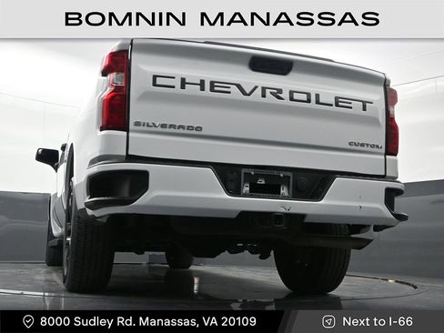 Used 2023 Chevrolet Silverado 1500 Custom image 31