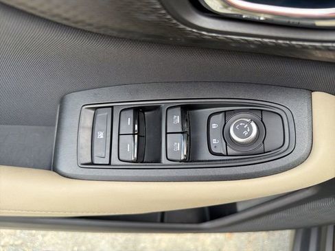 Used 2024 Subaru Outback Premium image 19