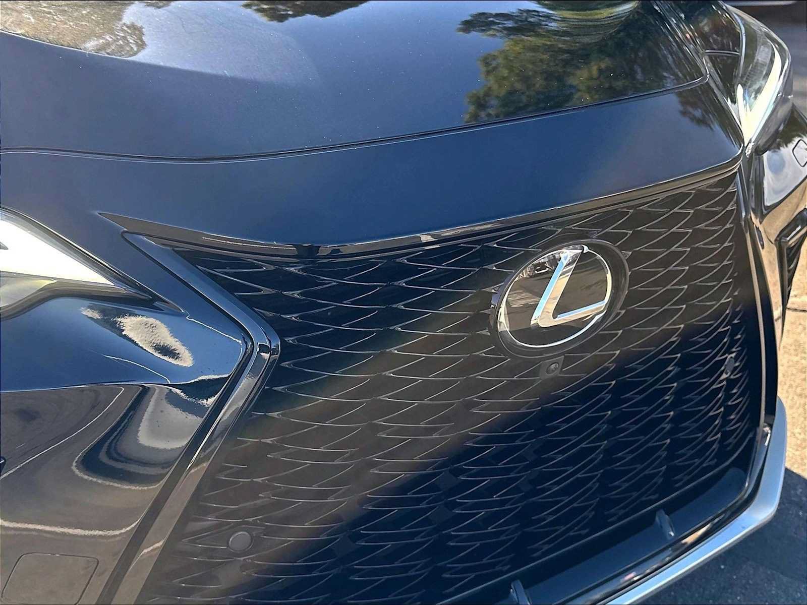 Used 2025 Lexus NX 450h+ F Sport w/ Accessory Package (Z1) AWD/4WD image 30