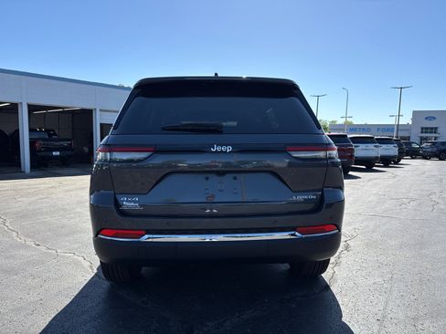 Used 2024 Jeep Grand Cherokee Laredo X AWD/4WD image 4
