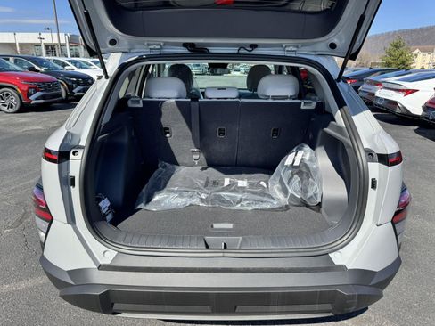 New 2026 Hyundai Kona SEL Sport AWD/4WD image 7