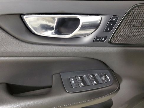 Used 2023 Volvo S60 B5 Plus w/ Climate Package image 19