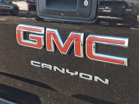 Used 2021 GMC Canyon AT4 image 30