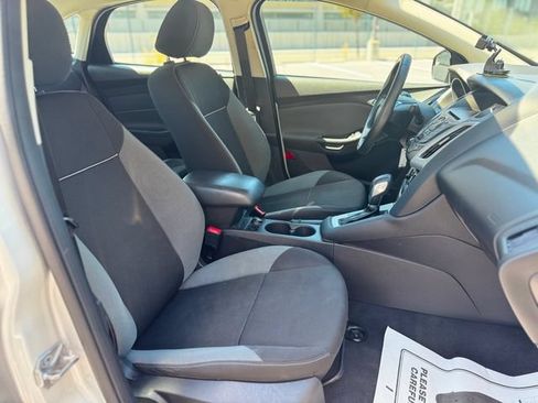 Used 2014 Ford Focus SE FWD image 26