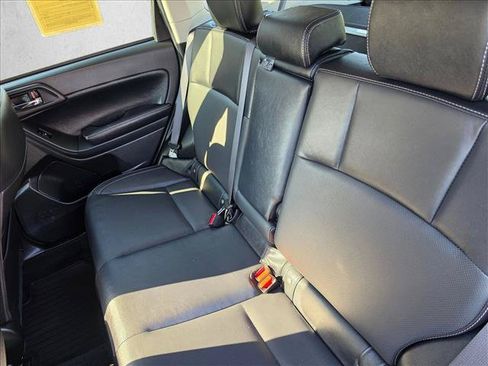 Used 2018 Subaru Forester 2.5i Limited AWD/4WD image 18