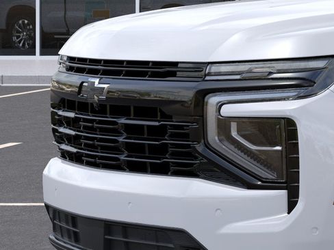 New 2026 Chevrolet Suburban RST w/ RST Capability Package AWD/4WD image 13