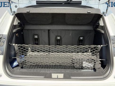 New 2026 Chevrolet Trax LT w/ Driver Confidence Package image 24