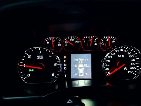 Used 2017 Chevrolet Silverado 2500 W/T image 34