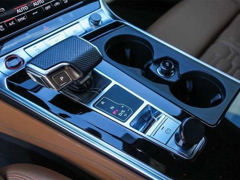 Used 2023 Audi RS 6 image 19