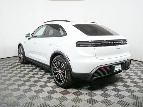 New 2026 Porsche Macan Electric image 3