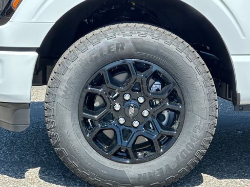 New 2026 Ford F150 XLT w/ Equipment Group 302A MID AWD/4WD image 25