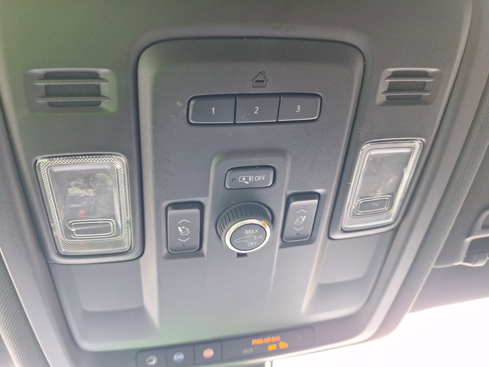 Used 2022 Chevrolet Tahoe LT w/ Luxury Package RWD image 27