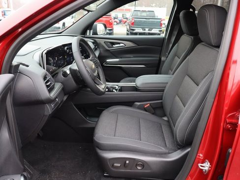 New 2026 Chevrolet Traverse LT w/ Driver Confidence Package image 4