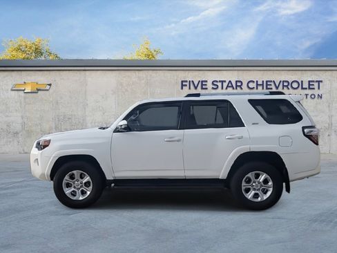Used 2021 Toyota 4Runner SR5 Premium image 5