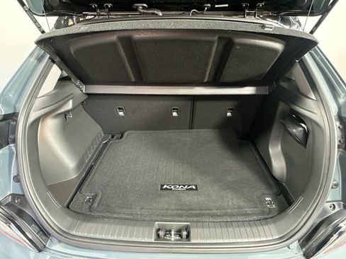 Used 2023 Hyundai Kona SE w/ Cargo Package image 31