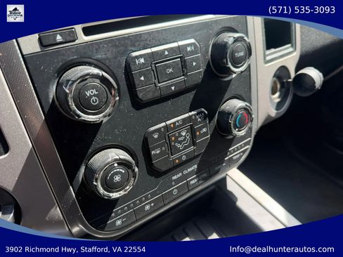 Used 2017 Ford Expedition XLT RWD image 24