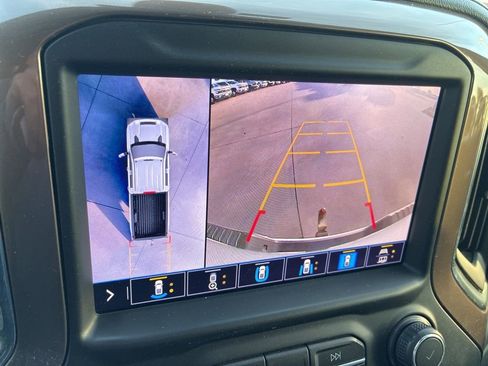 Used 2020 Chevrolet Silverado 2500 High Country w/ Technology Package image 15