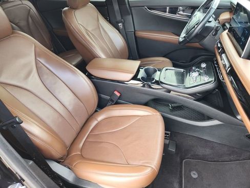 Used 2022 Lincoln Nautilus Reserve image 13