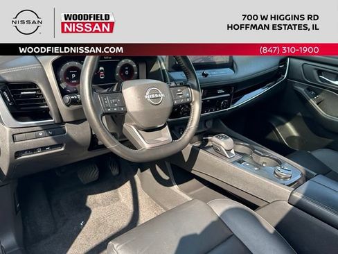 Certified 2025 Nissan Rogue SL w/ SL Premium Package AWD/4WD image 31