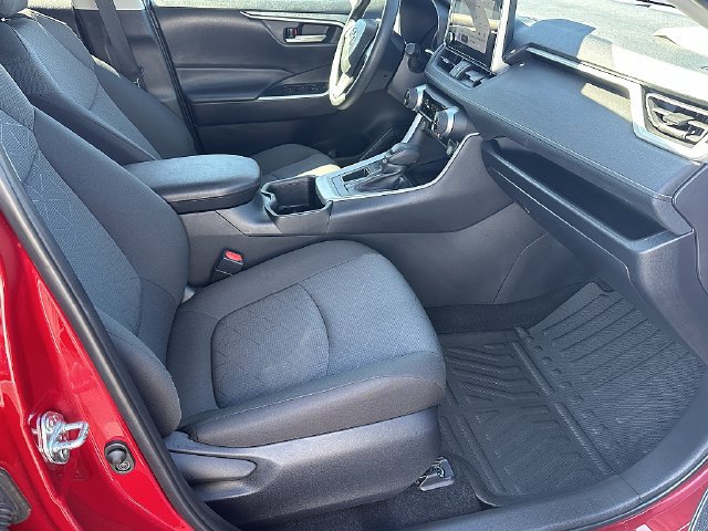 Certified 2025 Toyota RAV4 XLE w/ Convenience Package FWD image 11