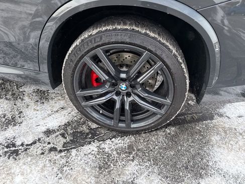 Used 2024 BMW X5 M Competition w/ Executive Package image 6