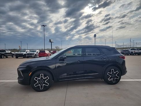 Used 2023 Chevrolet Blazer RS w/ Driver Confidence II Package image 5