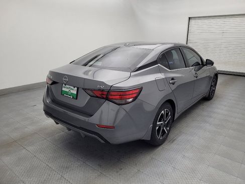 Used 2024 Nissan Sentra SV FWD image 9