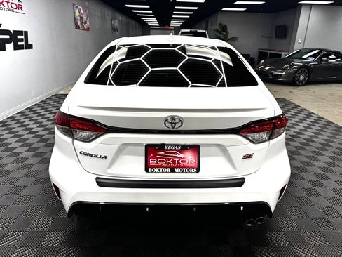 Used 2024 Toyota Corolla SE w/ SE Premium Package FWD image 13