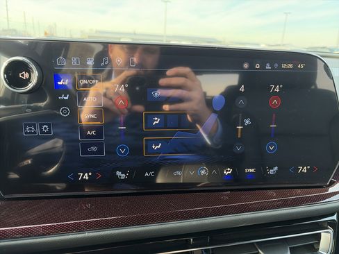 New 2026 Chevrolet Traverse Z71 w/ Enhanced Driving Package image 28