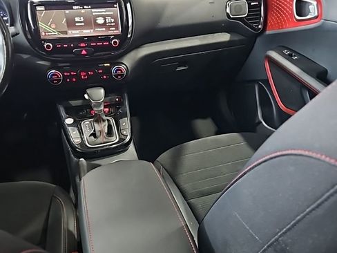 Used 2020 Kia Soul GT-Line Turbo image 23