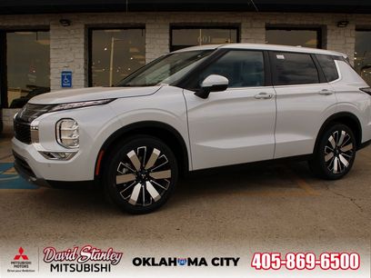 New 2025 Mitsubishi Outlander SE