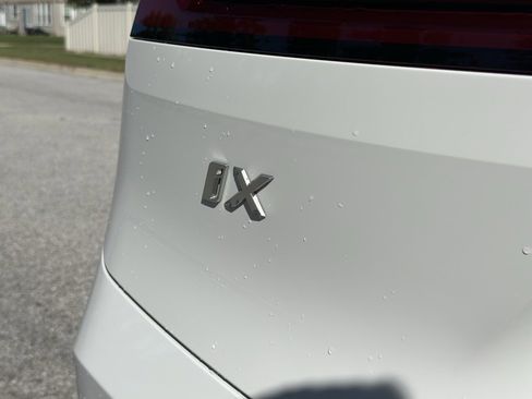 New 2026 BMW iX xDrive45 image 14