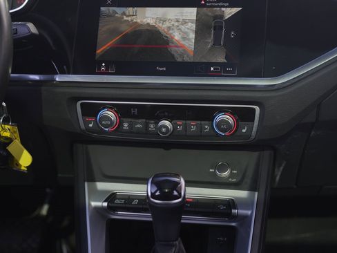 Used 2022 Audi Q3 2.0T Premium Plus image 44