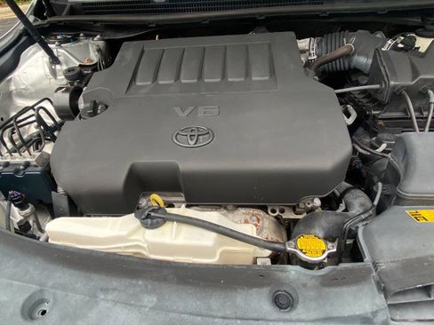Used 2013 Toyota Avalon Limited FWD image 55