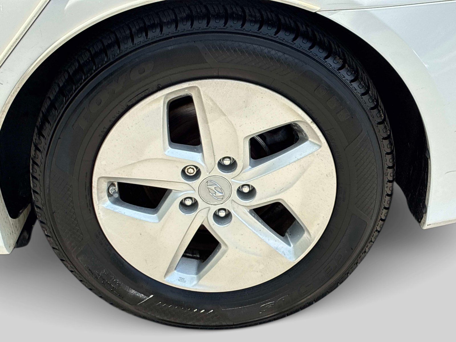 Used 2012 Hyundai Sonata Hybrid w/ Leather Pkg FWD image 18