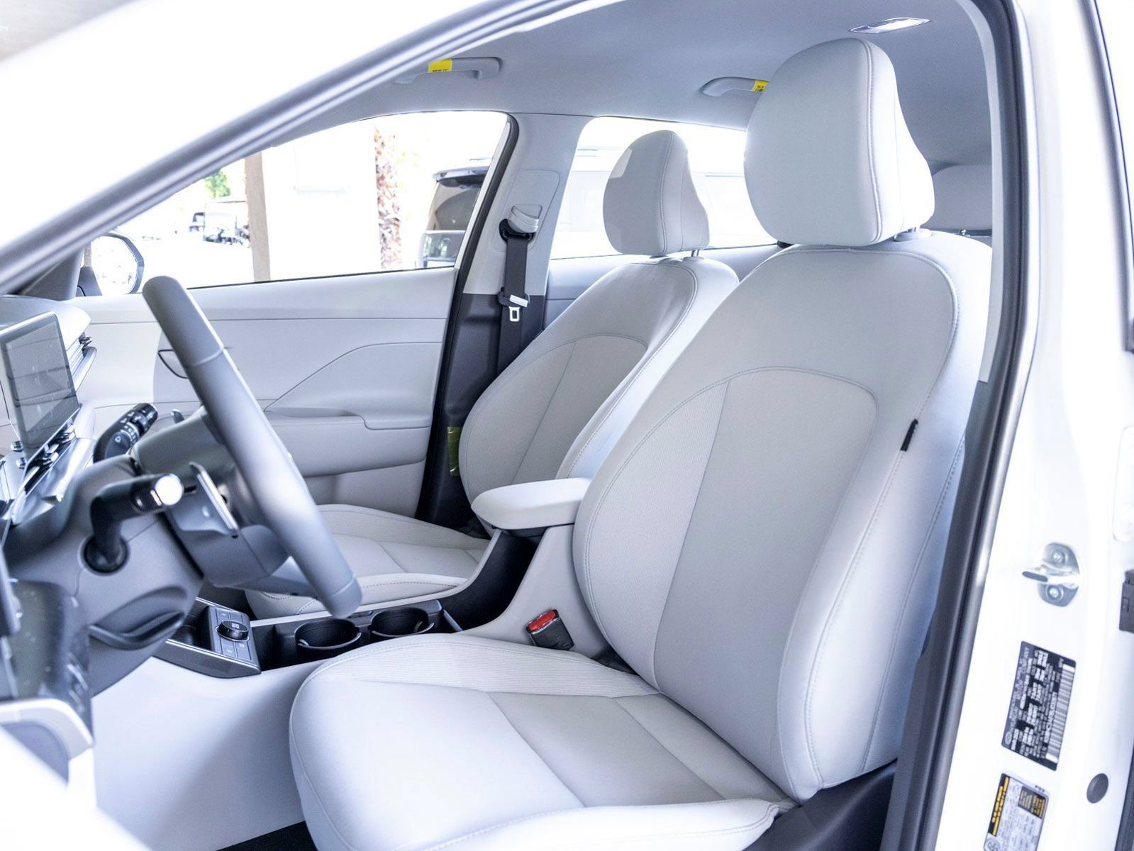 New 2025 Hyundai Kona SEL FWD image 15