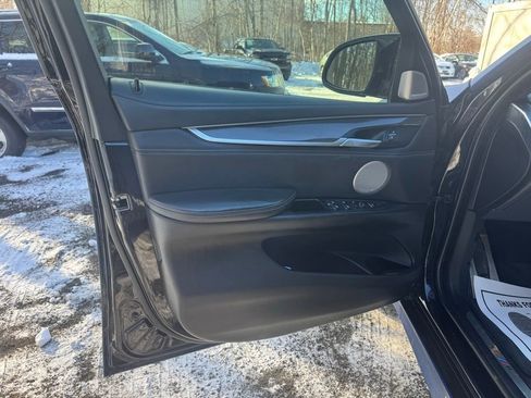 Used 2018 BMW X6 M image 36