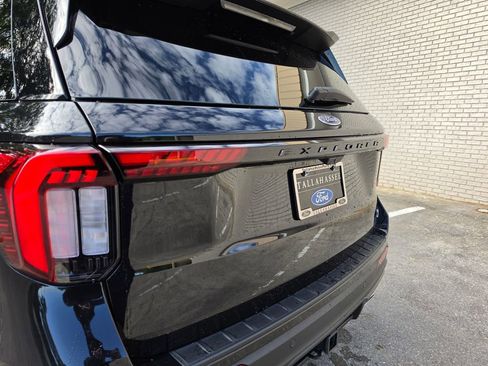 Used 2025 Ford Explorer ST w/ Sun And Sound Package image 34