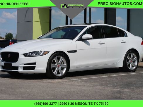 Used 2018 Jaguar XE Prestige image 1
