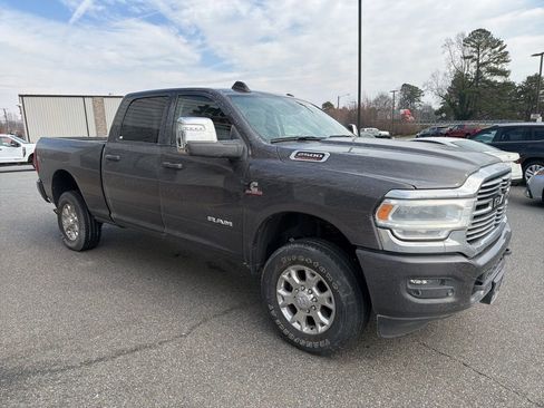 Used 2024 RAM 2500 Laramie image 8